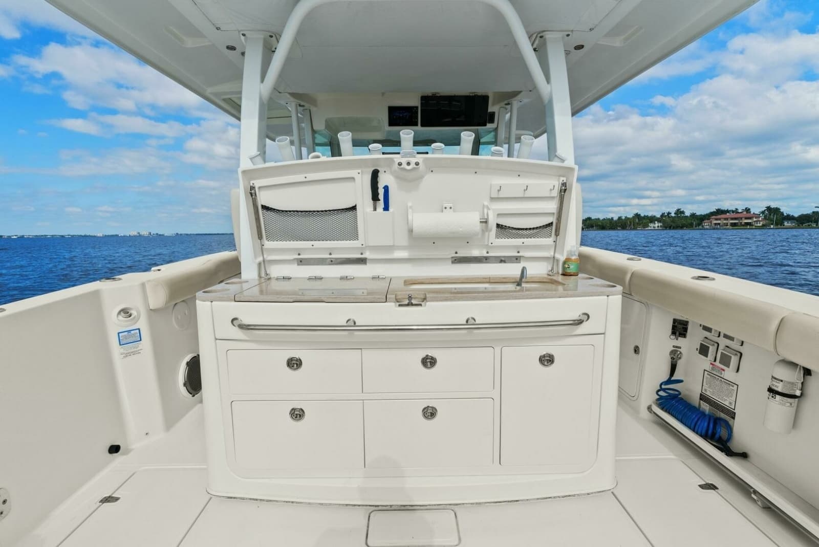 2019 Boston Whaler 380 Outrage - Photo 6