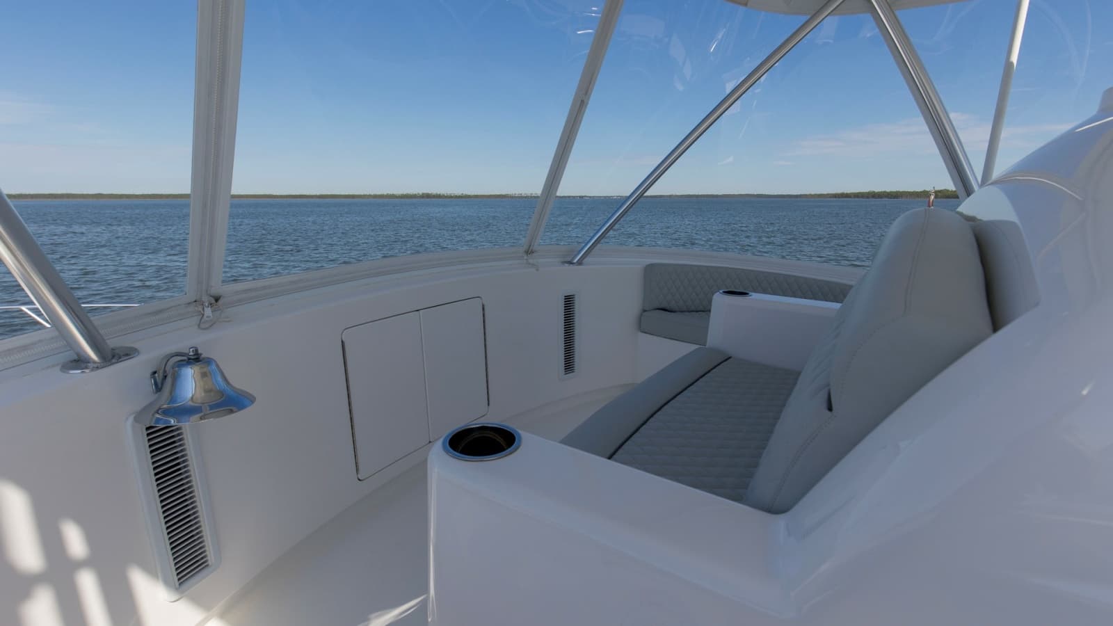 2024 Viking 54 Convertible - Photo 22