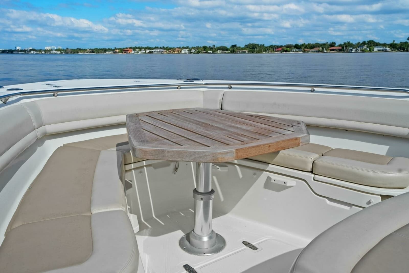 2019 Boston Whaler 380 Outrage - Photo 22
