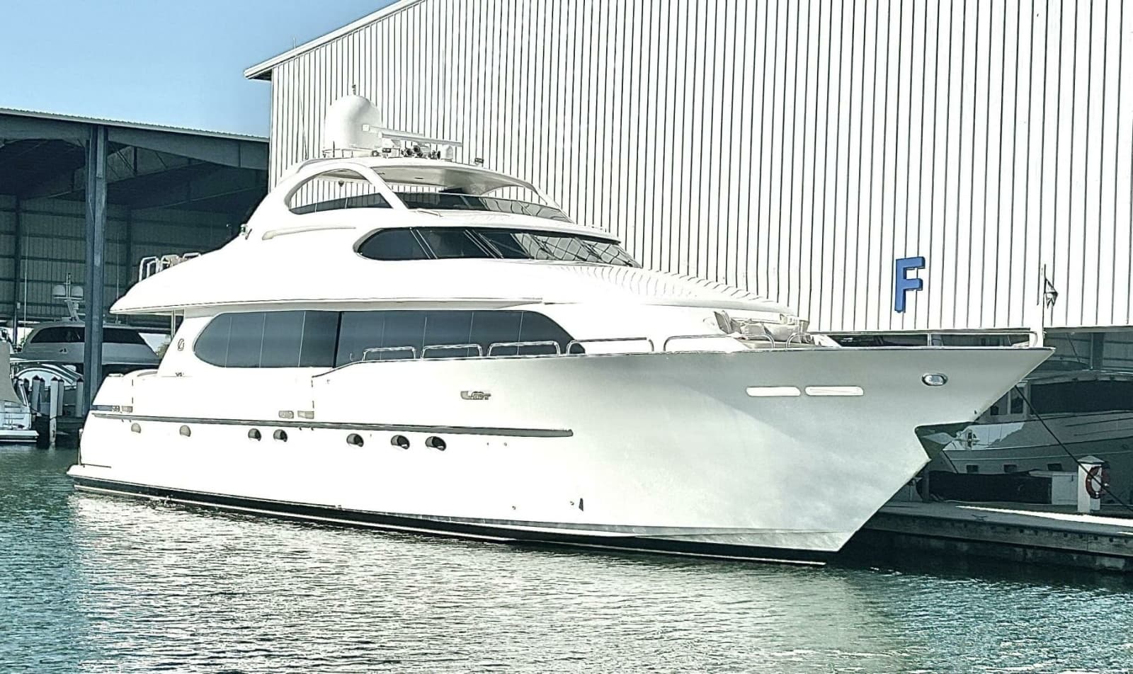 2001 Lazzara Yachts 94 Motor Yacht - Photo 147