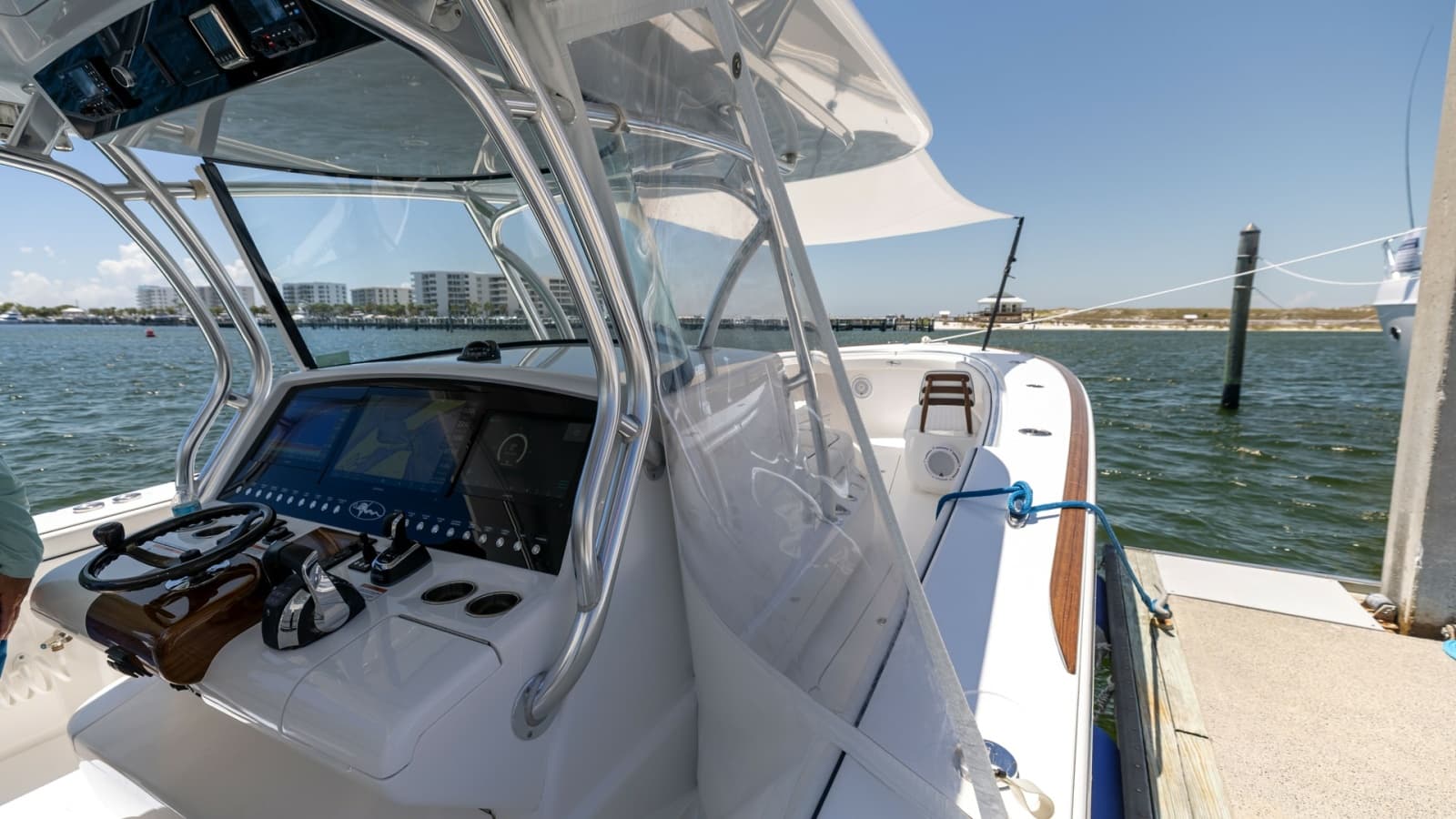 2025 Valhalla Boatworks V-41 Center Console - Photo 23