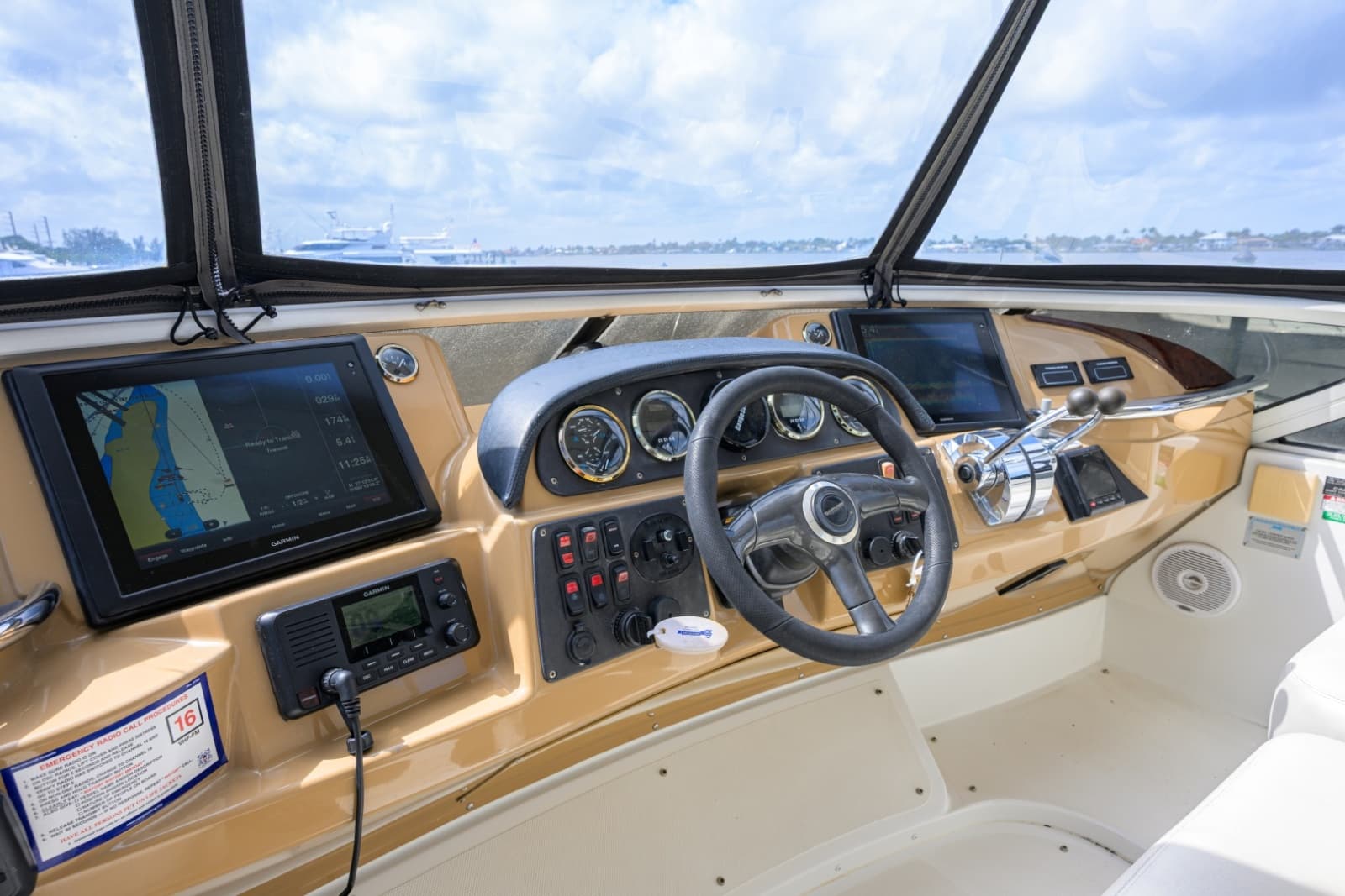 2003 Carver 444 - Photo 31