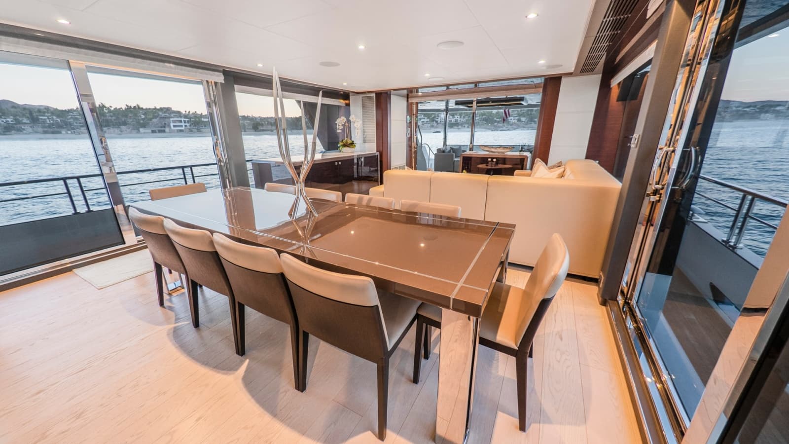 2024 Ocean Alexander 28E - Photo 10
