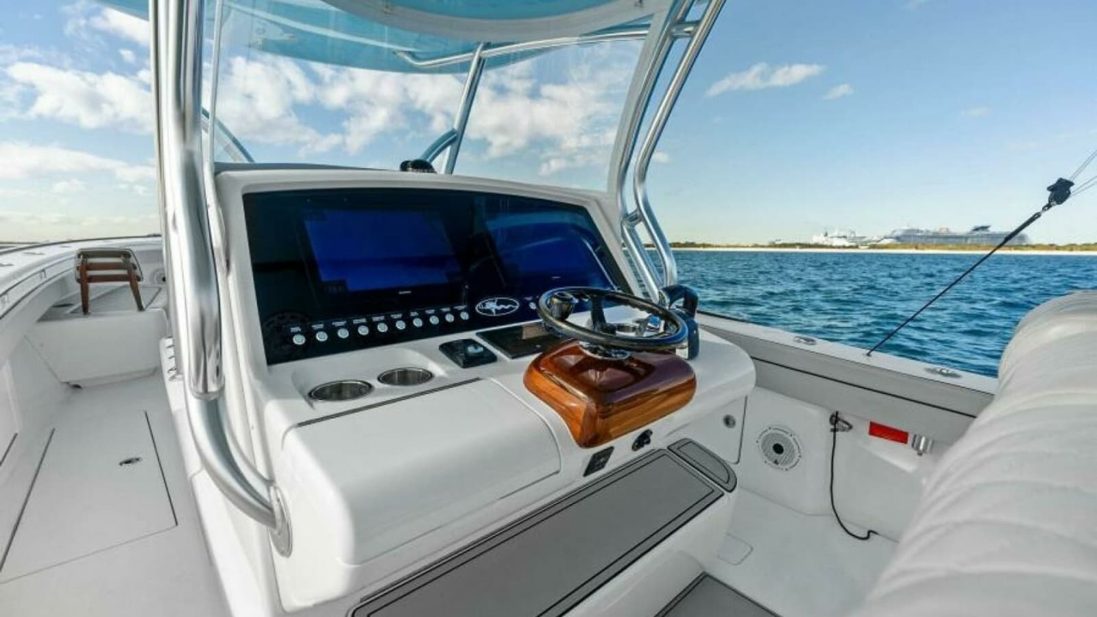 2021 Valhalla Boatworks V-37 - Photo 21