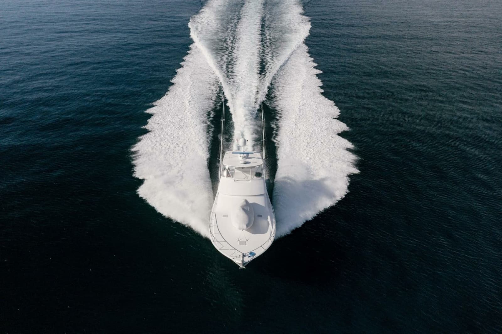2003 Viking 56 Convertible - Photo 55