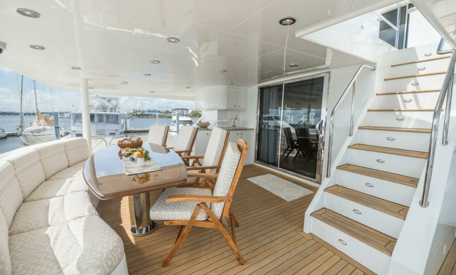 2008 Cheoy Lee 95 Motor Yacht - Photo 15