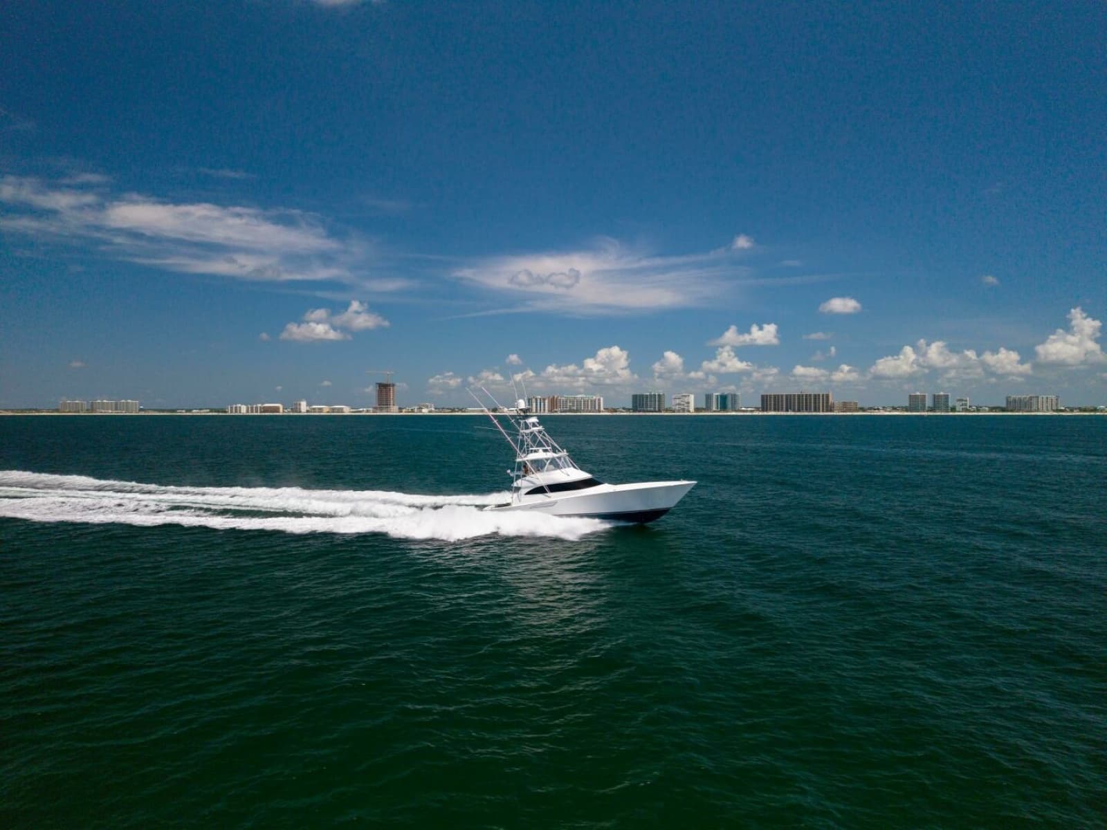 2018 Viking 62 Convertible - Photo 49