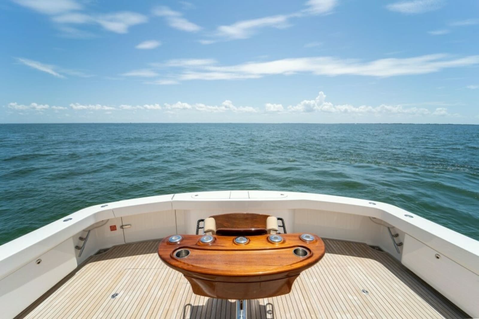 2018 Viking 72 Convertible - Photo 21
