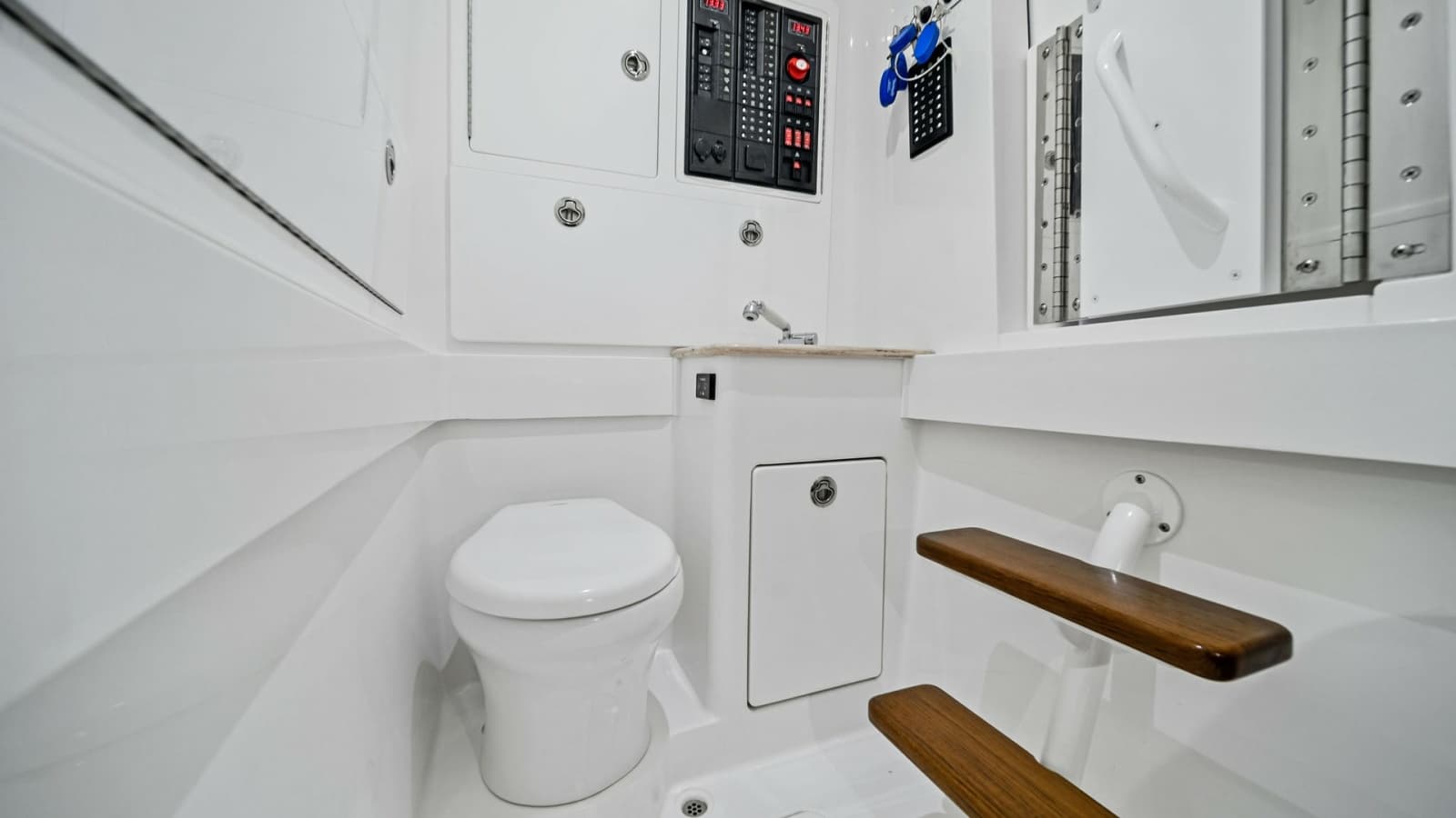 2024 Valhalla Boatworks V-37 - Photo 5