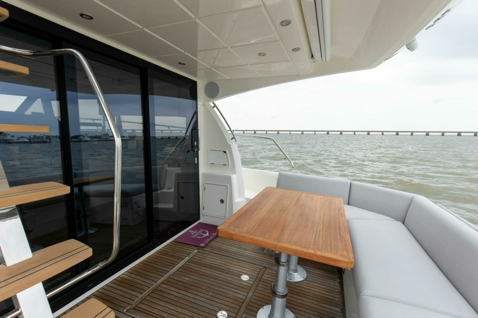 2023 Prestige 460 Flybridge - Photo 37