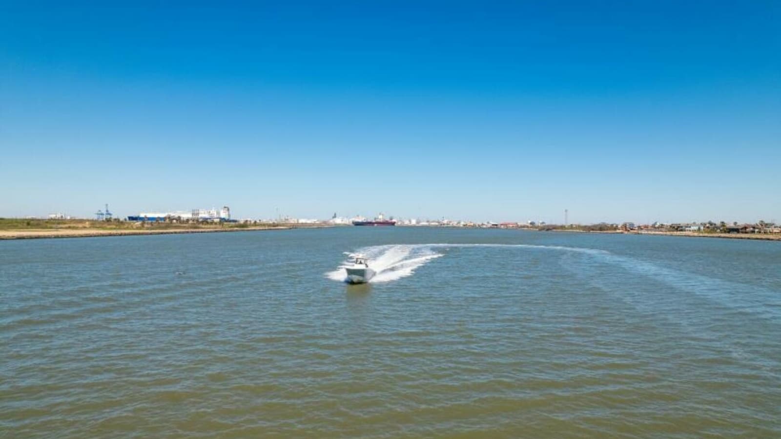 2019 Invincible 39 Open - Photo 40