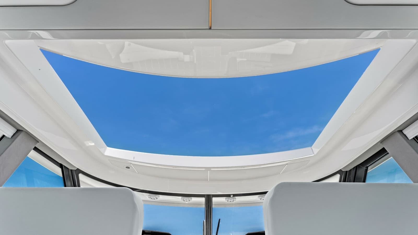2025 Tiara Yachts EX 60 - Photo 23