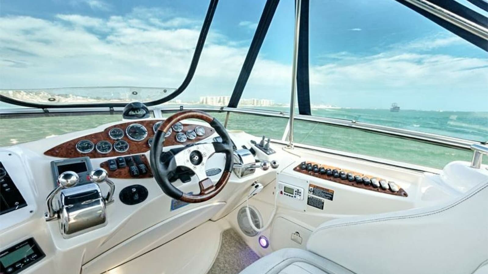 2006 Meridian 391 Sedan - Photo 20