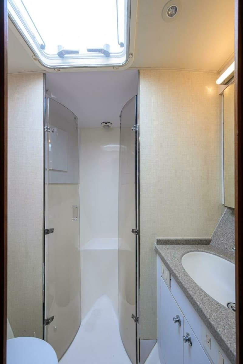2001 Ocean Yachts 56 Super Sport - Photo 38