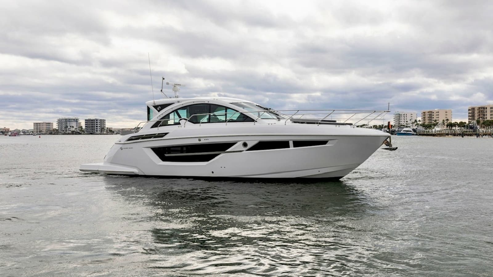 2023 Cruisers Yachts 50 Cantius - Photo 38