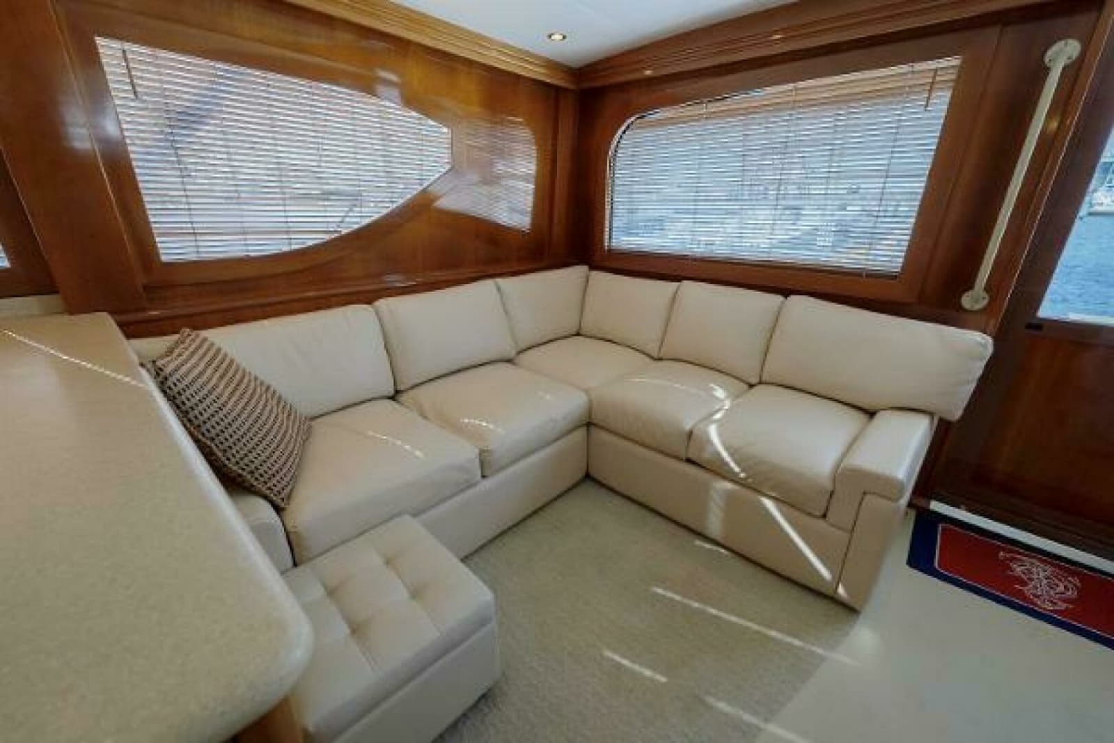2002 Hatteras 50 Convertible - Photo 12
