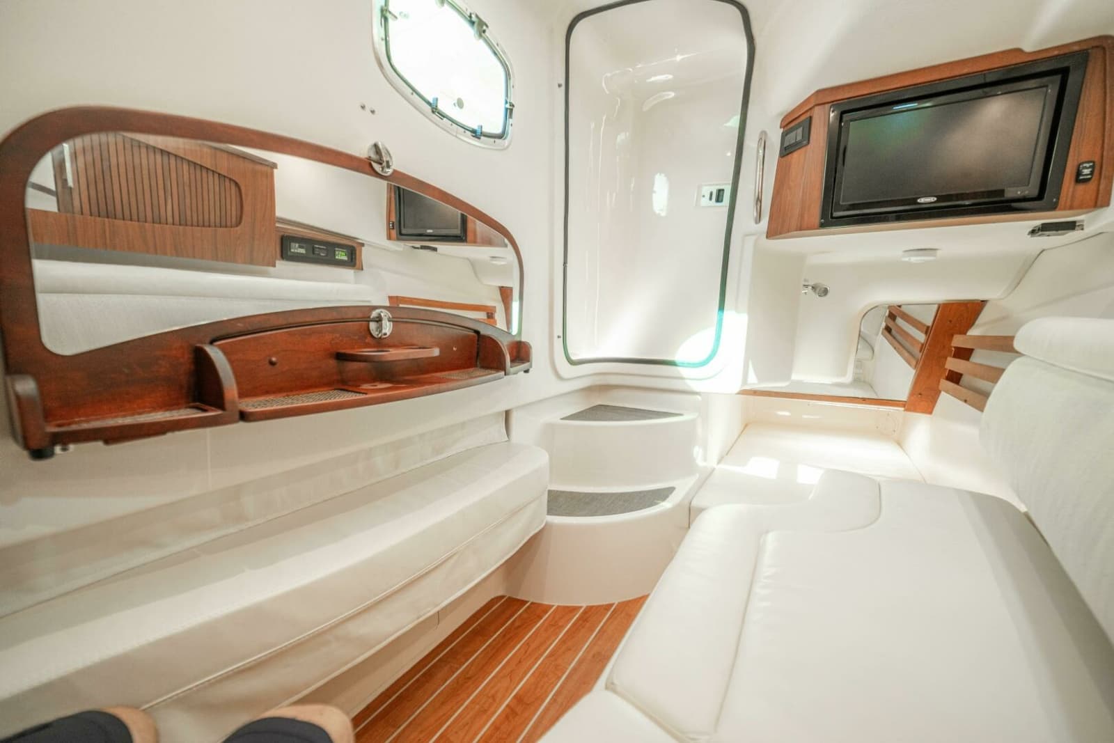 2020 Grady-White Freedom 375 - Photo 61