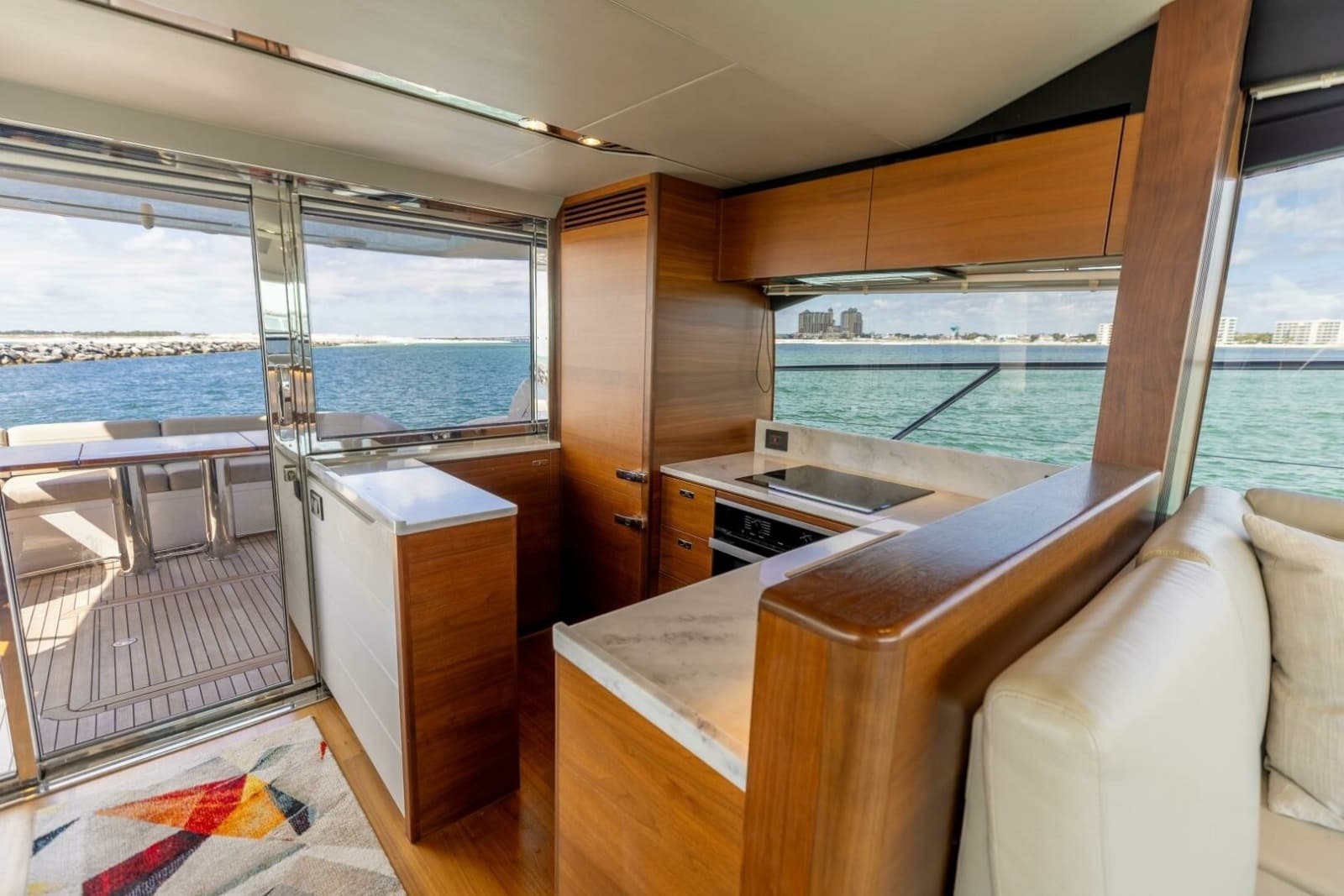 2019 Princess S65 - Photo 14