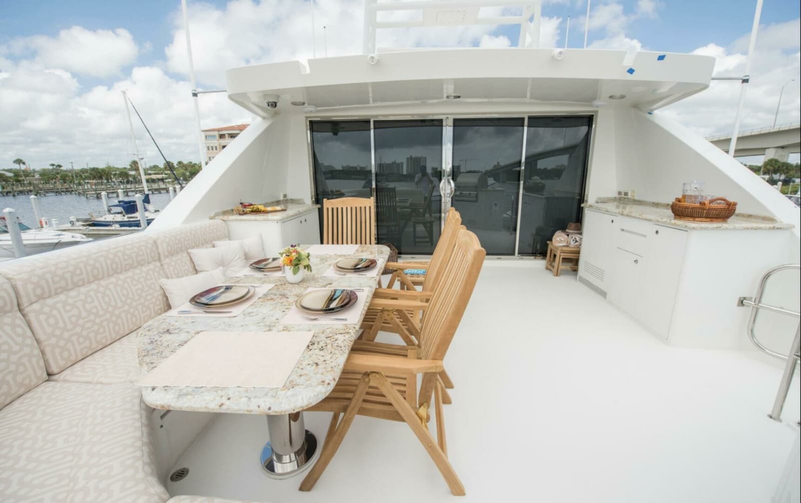 2008 Cheoy Lee 95 Motor Yacht - Photo 19