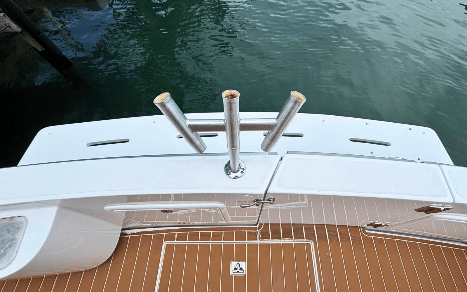 2001 Riviera 43  Convertible - Photo 34