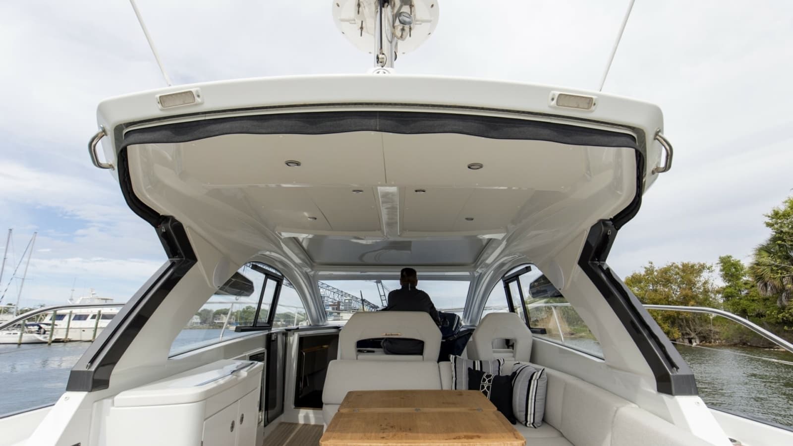 2022 Beneteau 41 Grand Turismo - Photo 25