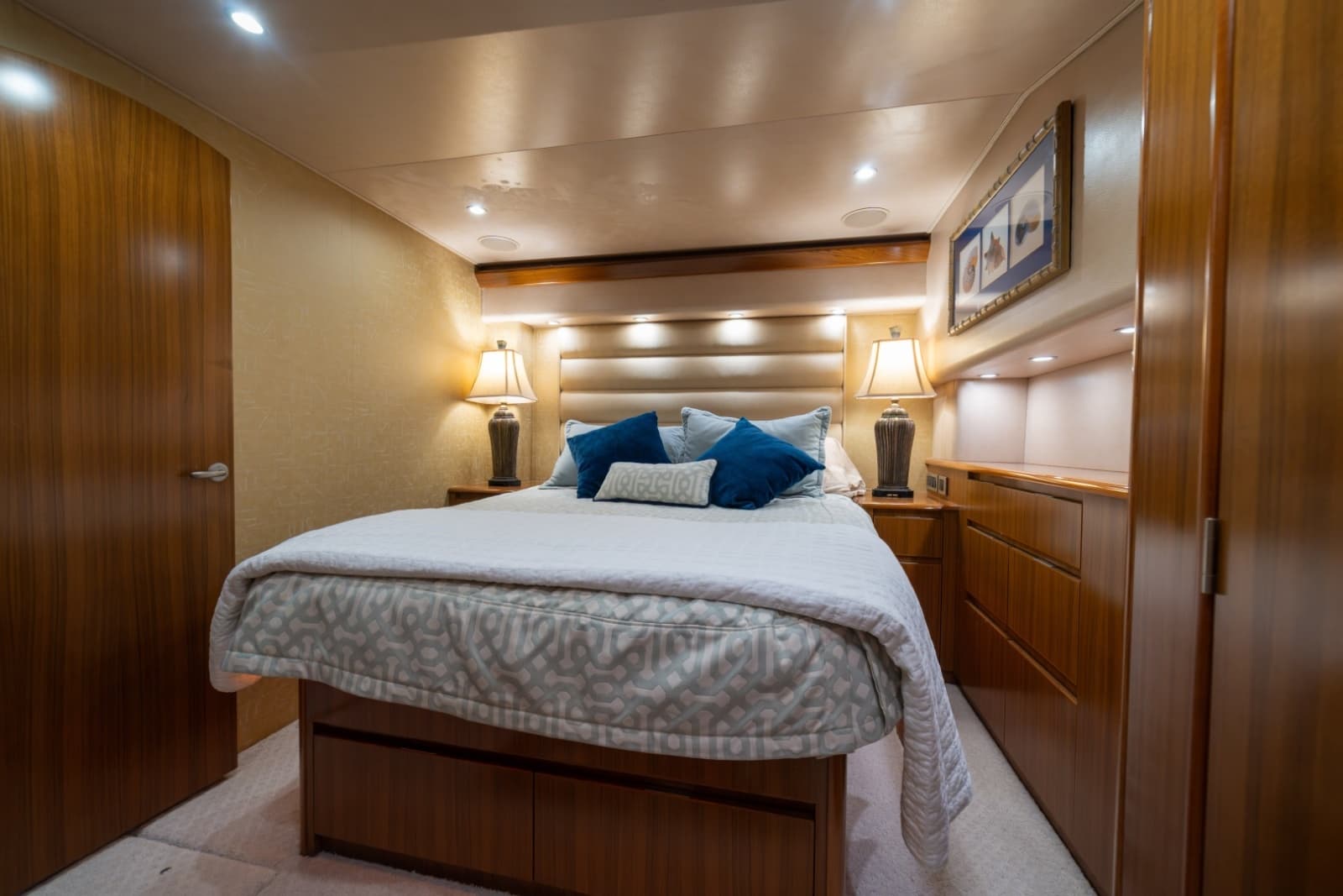 2012 Viking 60 Convertible - Photo 4