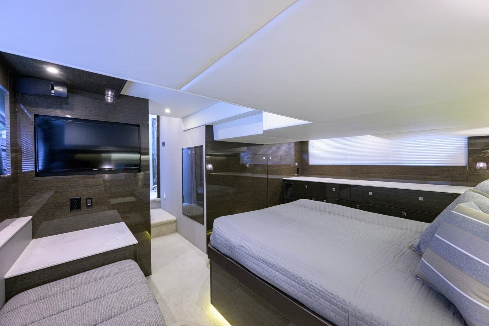 2020 Cruisers 46 Cantius - Photo 24