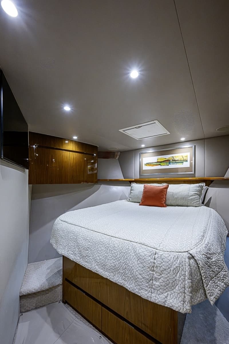 2011 Viking 76 Enclosed Bridge - Photo 71