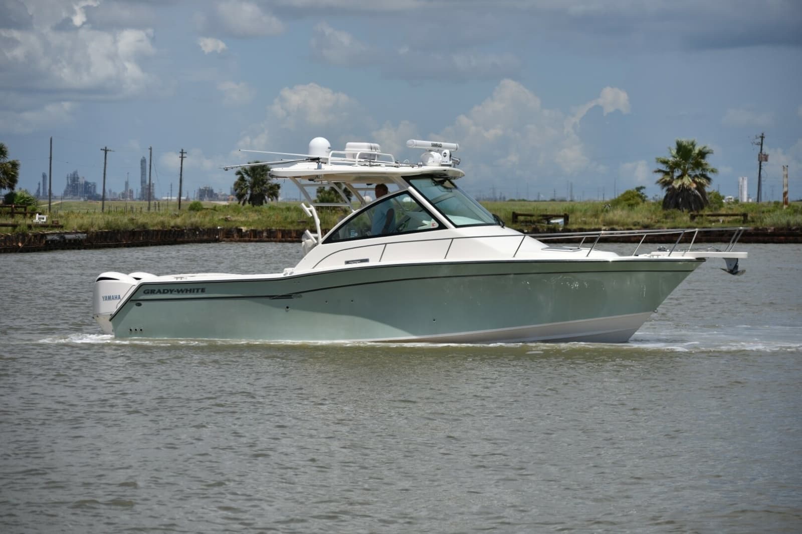 2016 Grady-White 330 Express - Photo 1