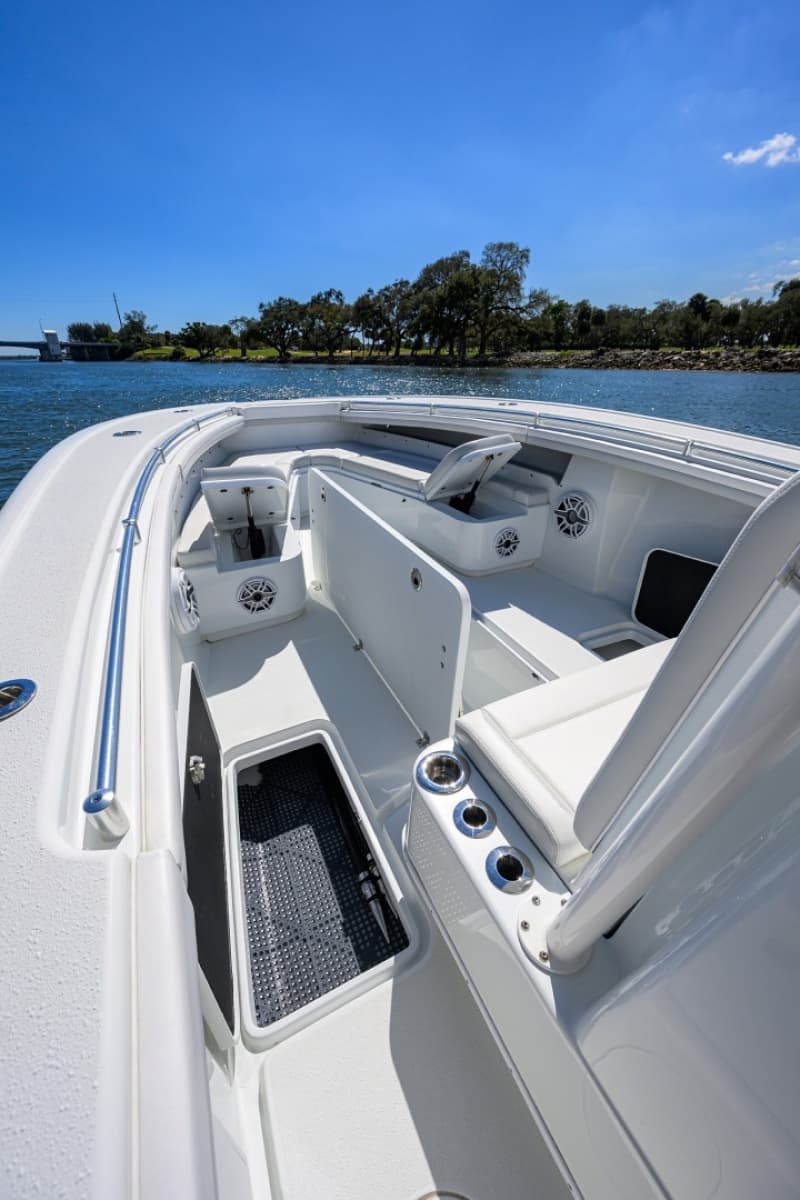 2023 Yellowfin 34 Offshore - Photo 13