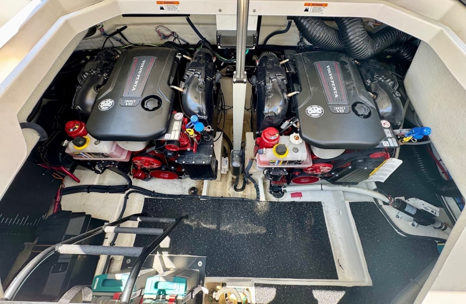 2025 Regal LS36 - Photo 19