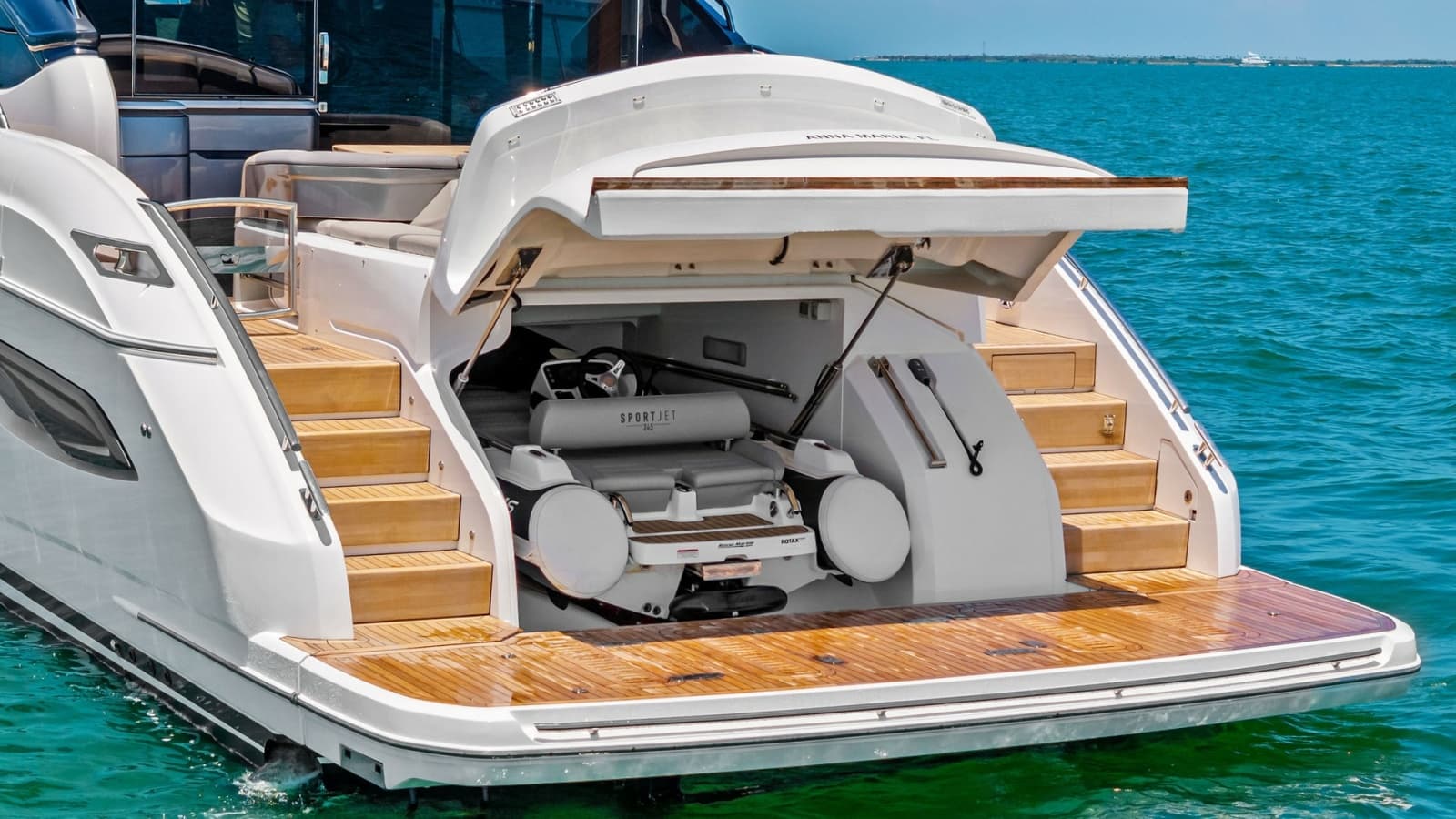 2019 Princess V65 - Photo 89