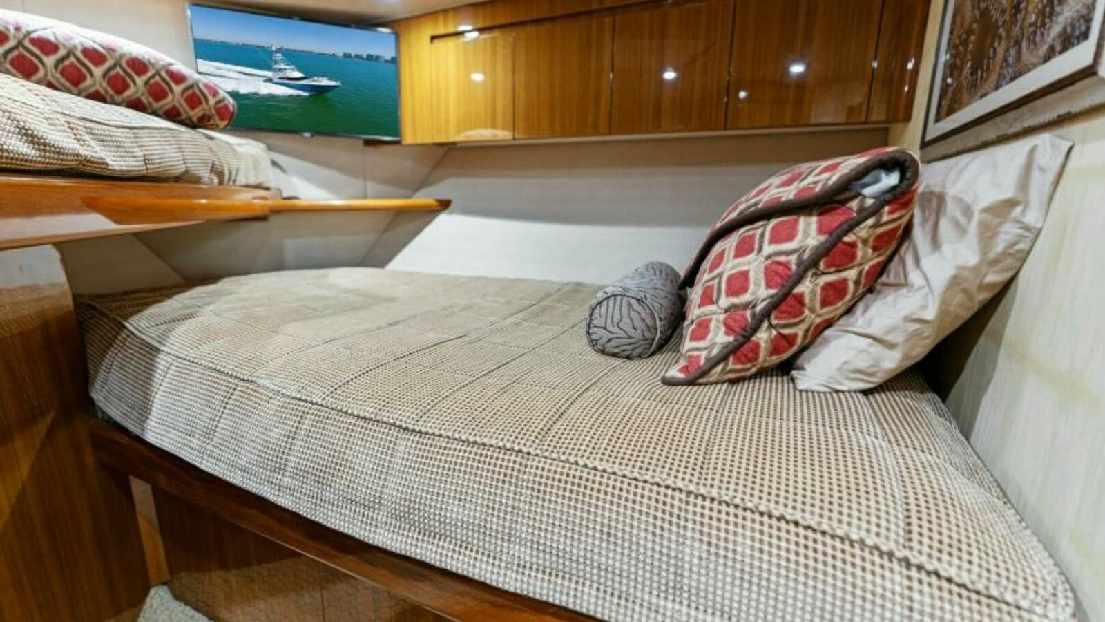 2013 Viking 55 Convertible - Photo 24