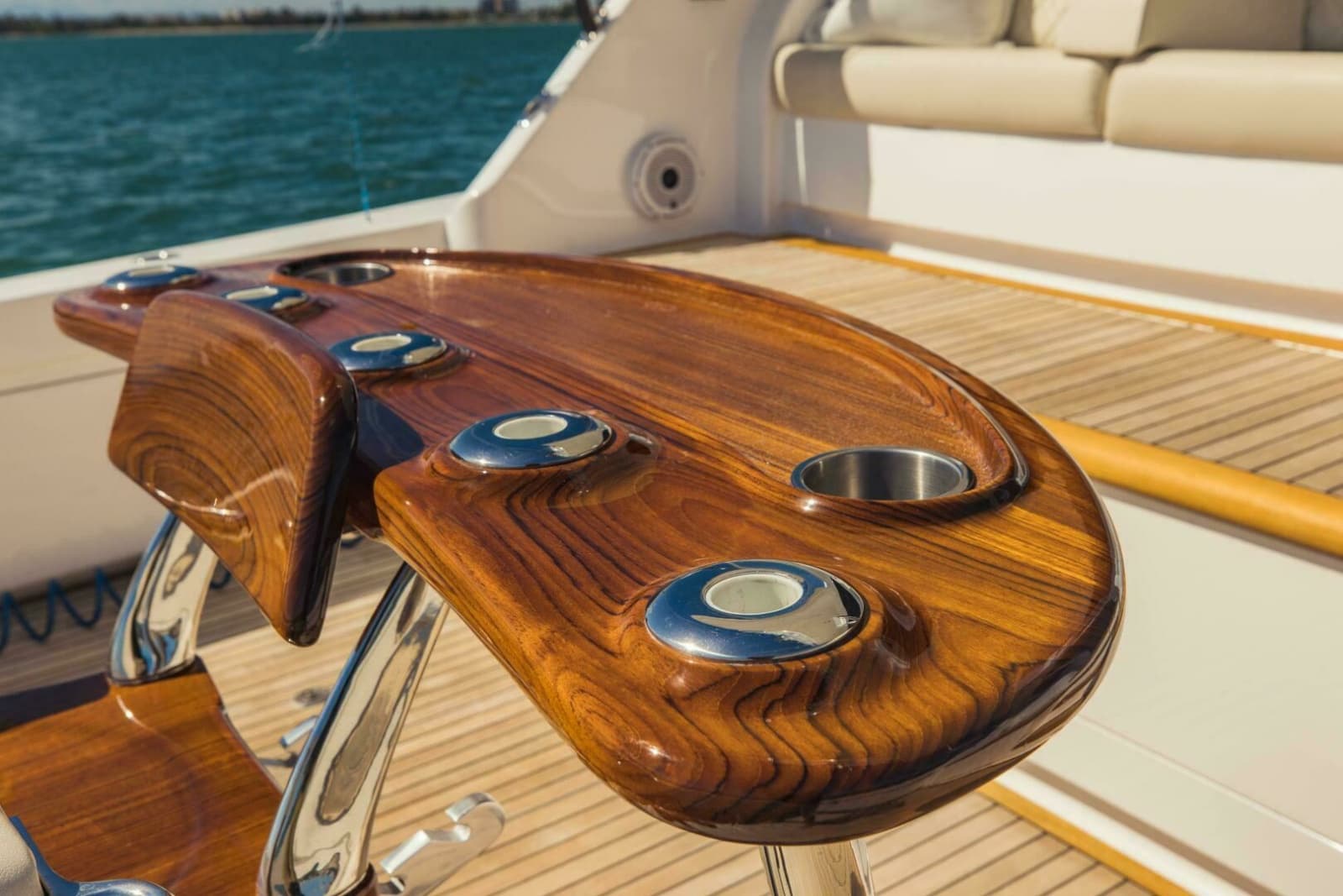 2020 Viking 72 Enclosed Bridge - Photo 44