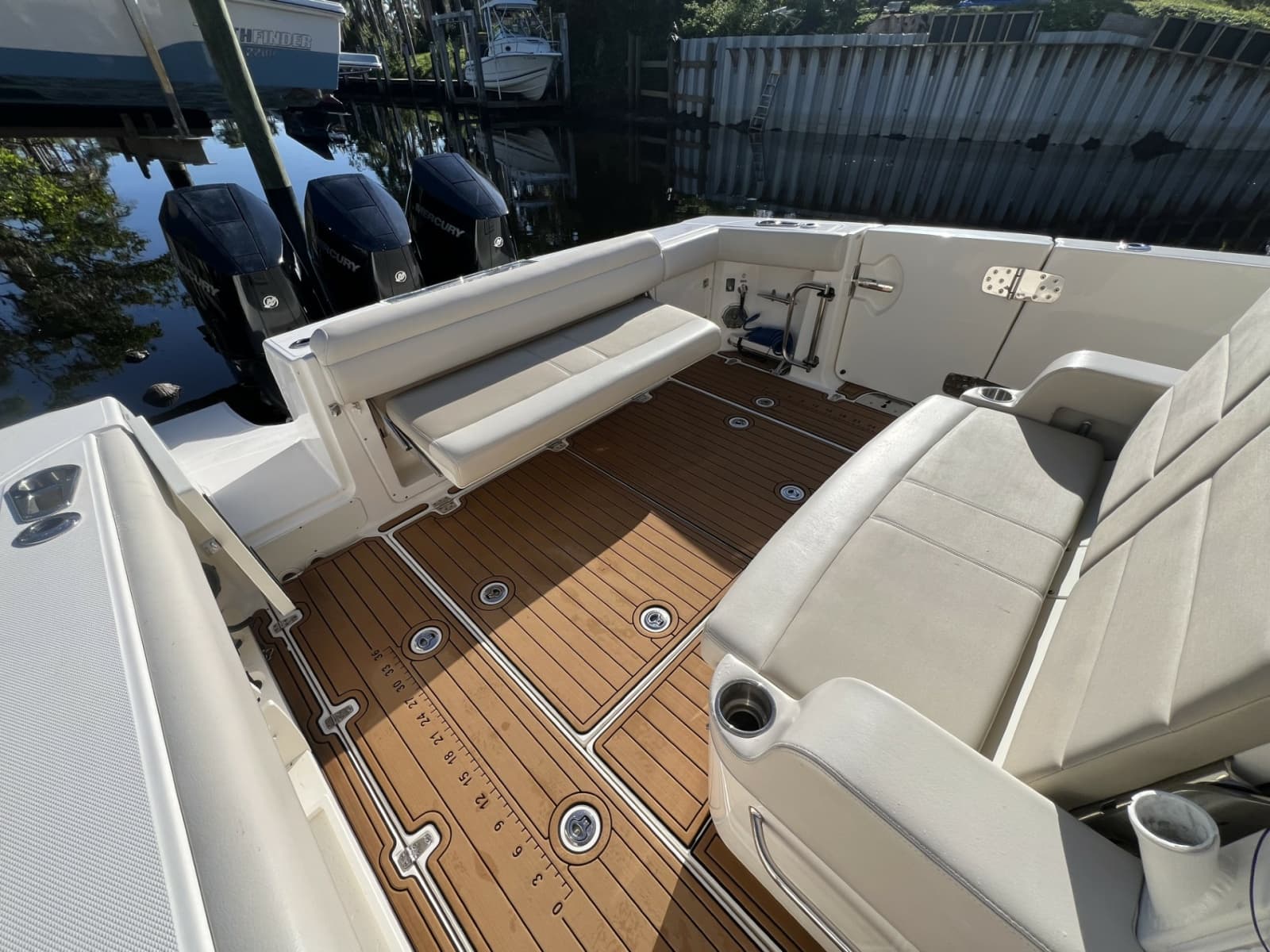 2017 Boston Whaler 380 Outrage - Photo 24