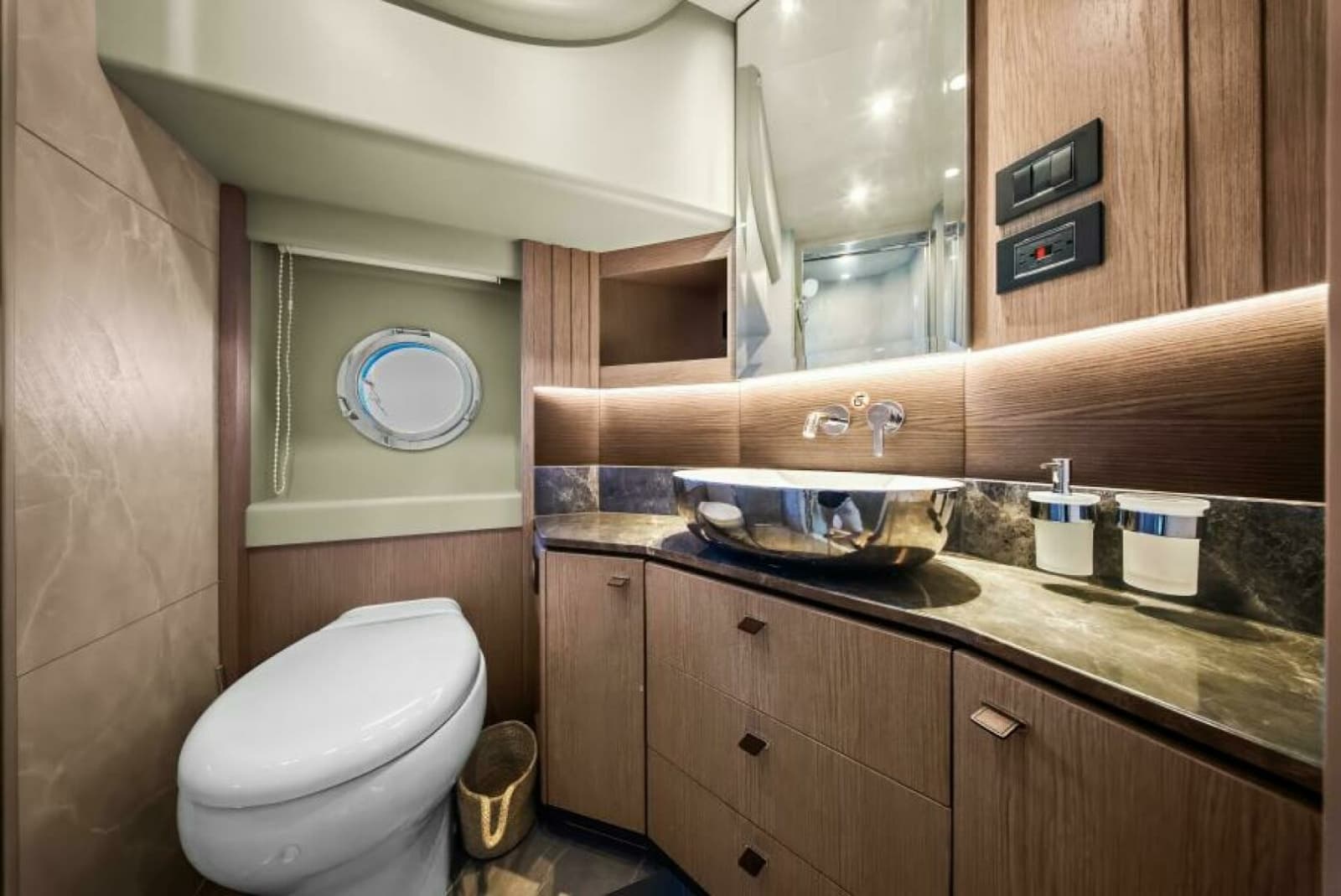 2025 Absolute Navetta 53 - Photo 19