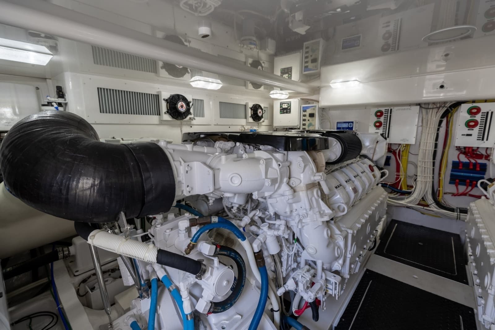 2018 Viking 52 Sport Tower - Photo 111