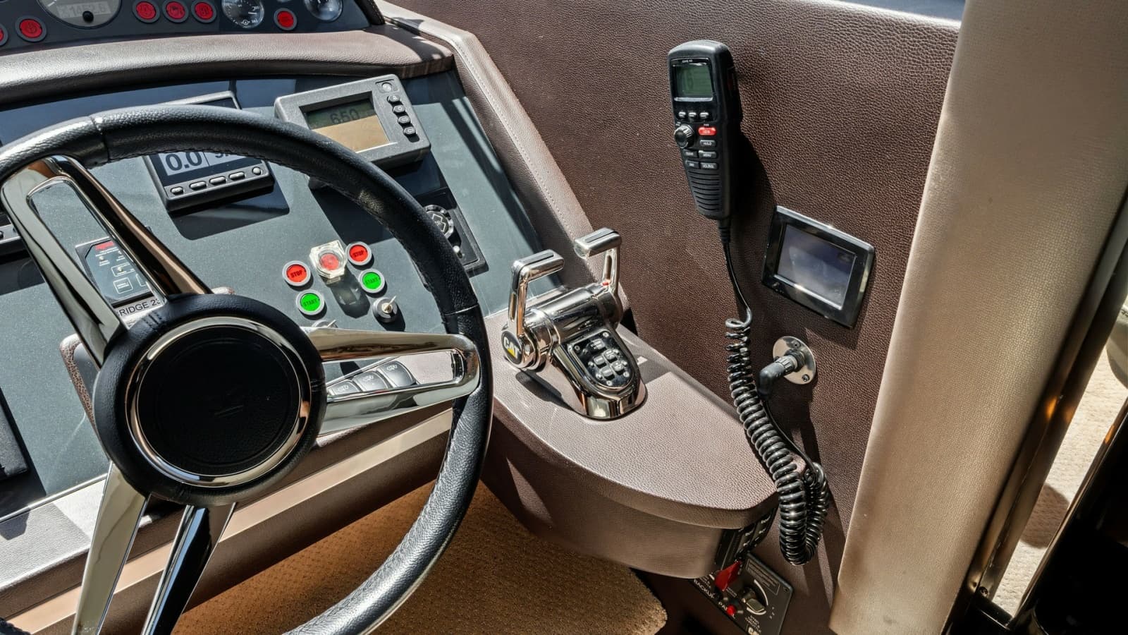 2016 Princess 64 Flybridge - Photo 28