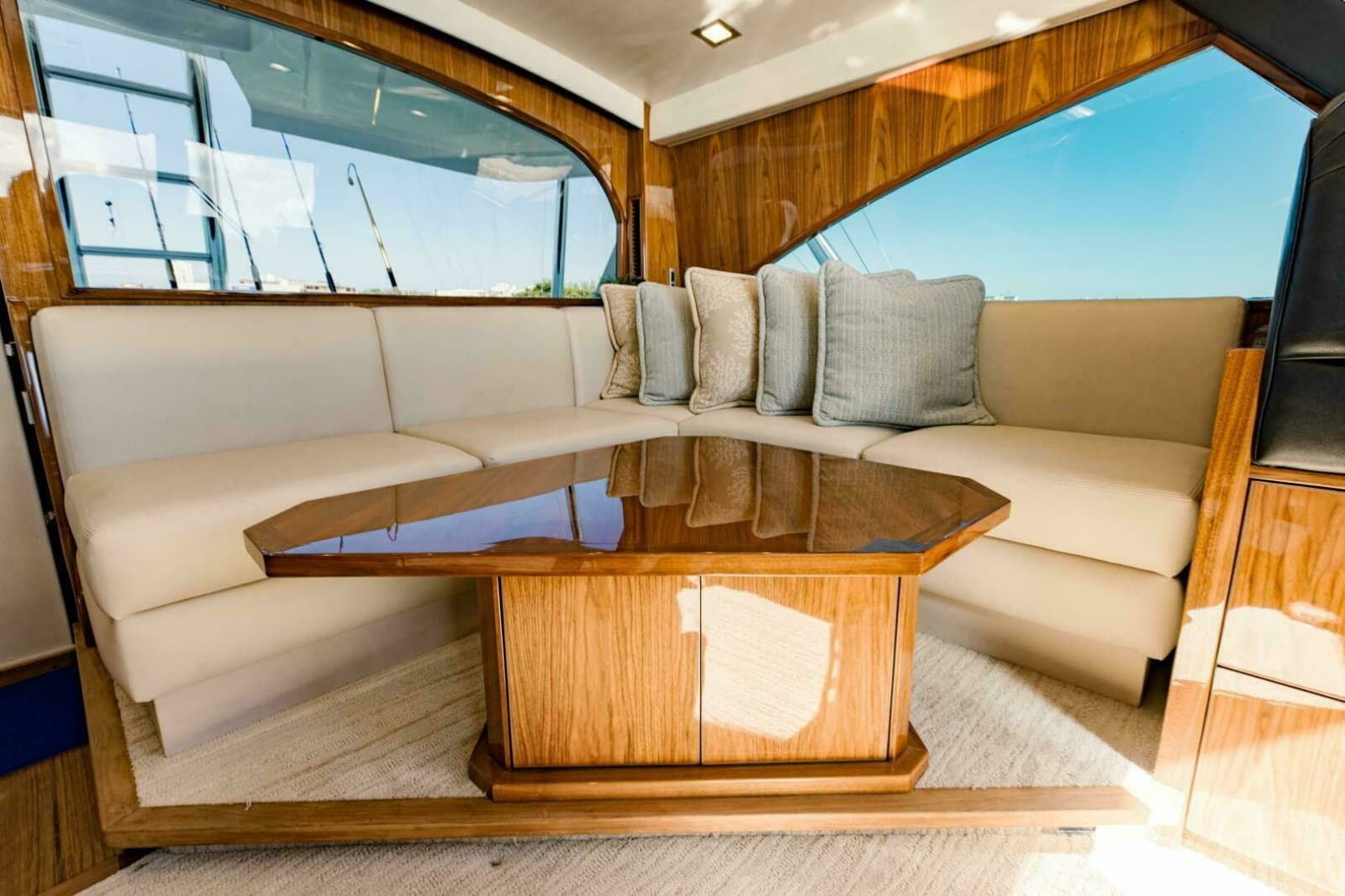2020 Viking 72 Enclosed Bridge - Photo 49