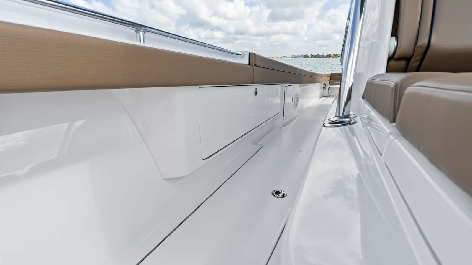 2024 Valhalla Boatworks V-37 - Photo 29