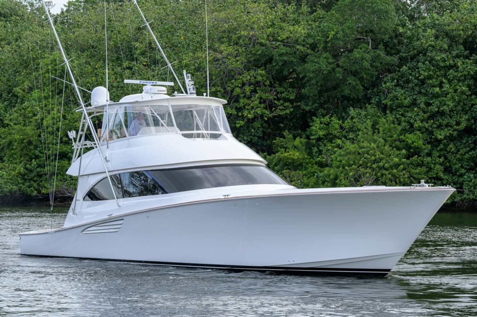 2014 Viking 70 Convertible - Photo 39