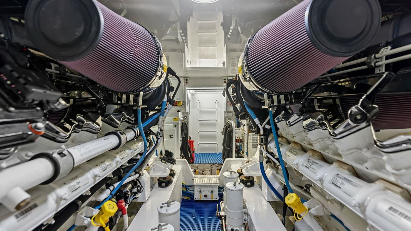 2018 Viking 62 Enclosed Bridge - Photo 99