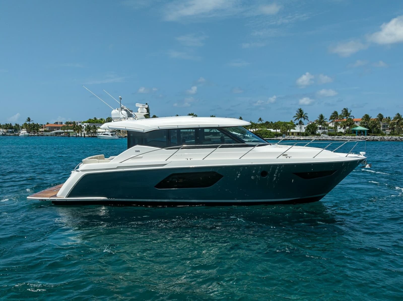 2023 Tiara Yachts C49 - Photo 1