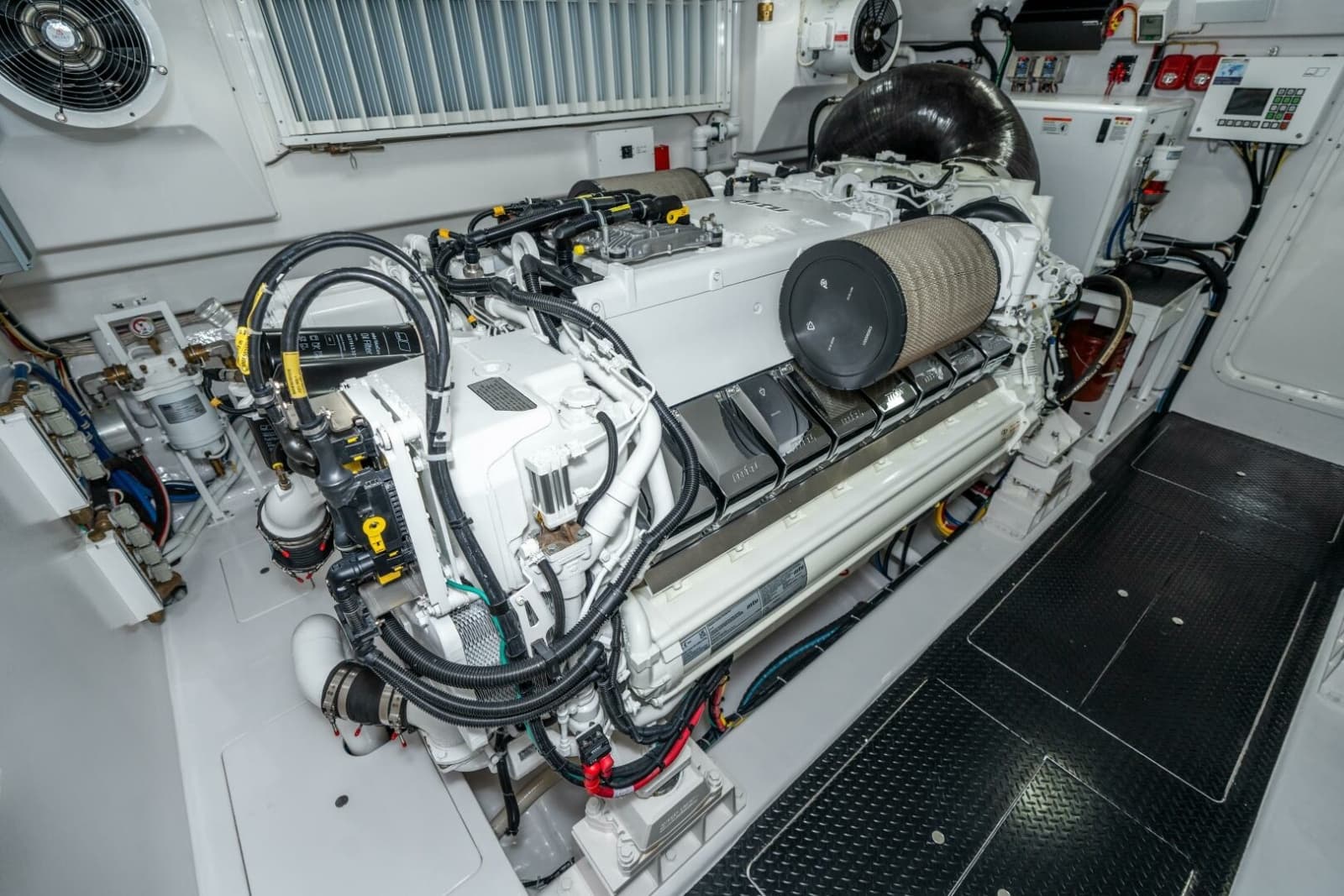 2025 Viking 90C - Photo 91