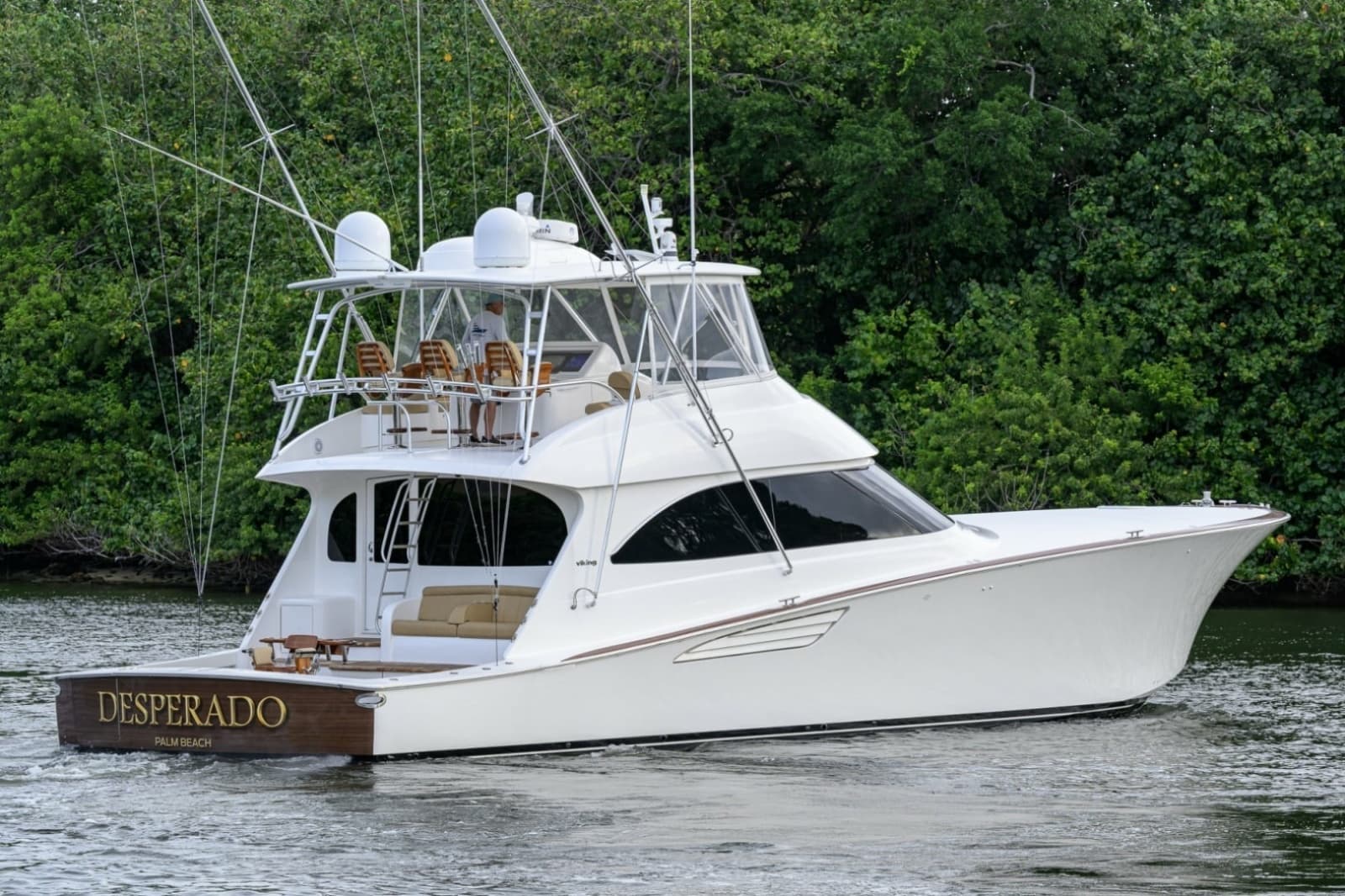 2014 Viking 70 Convertible - Photo 41