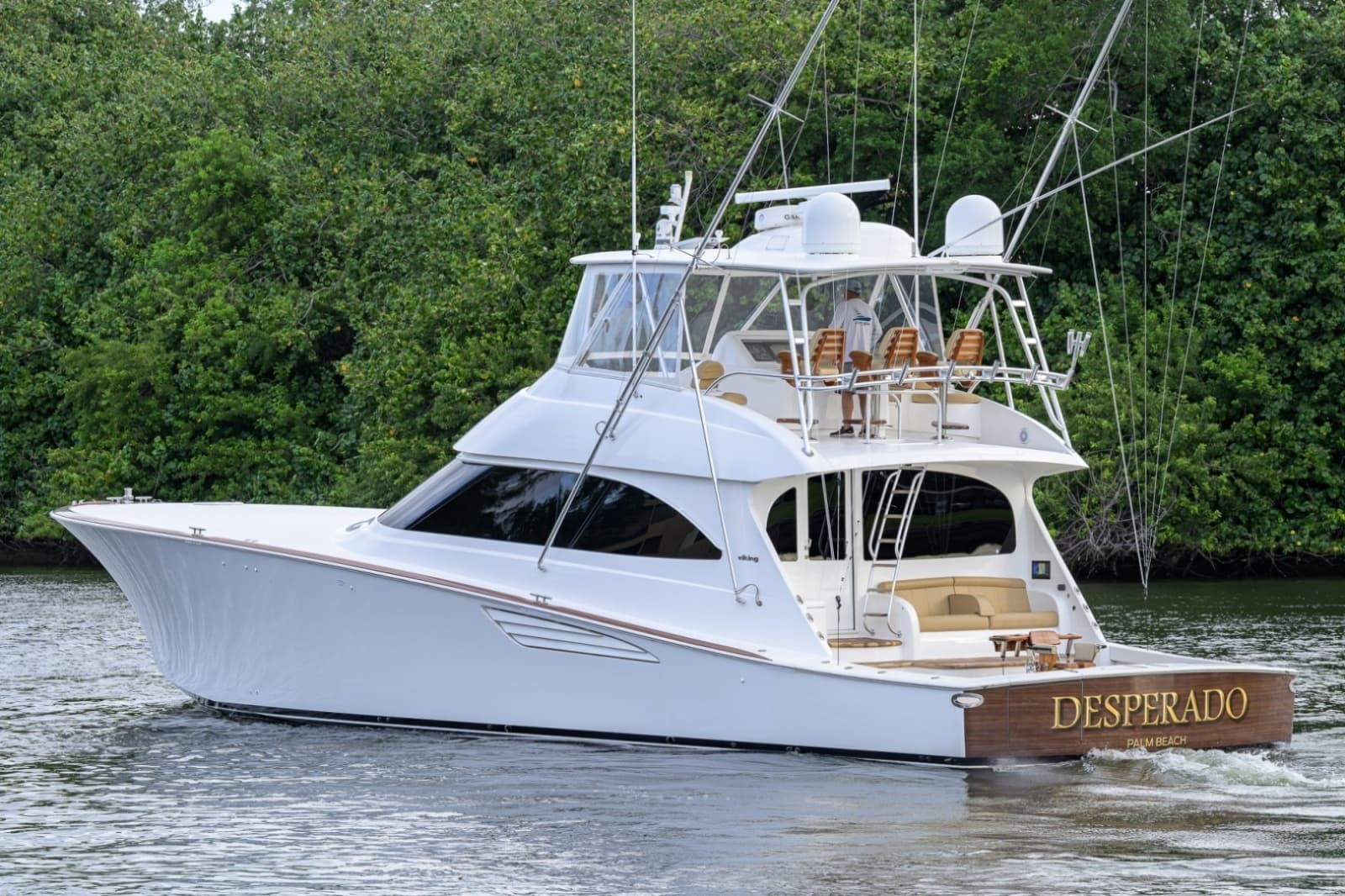 2014 Viking 70 Convertible - Photo 42