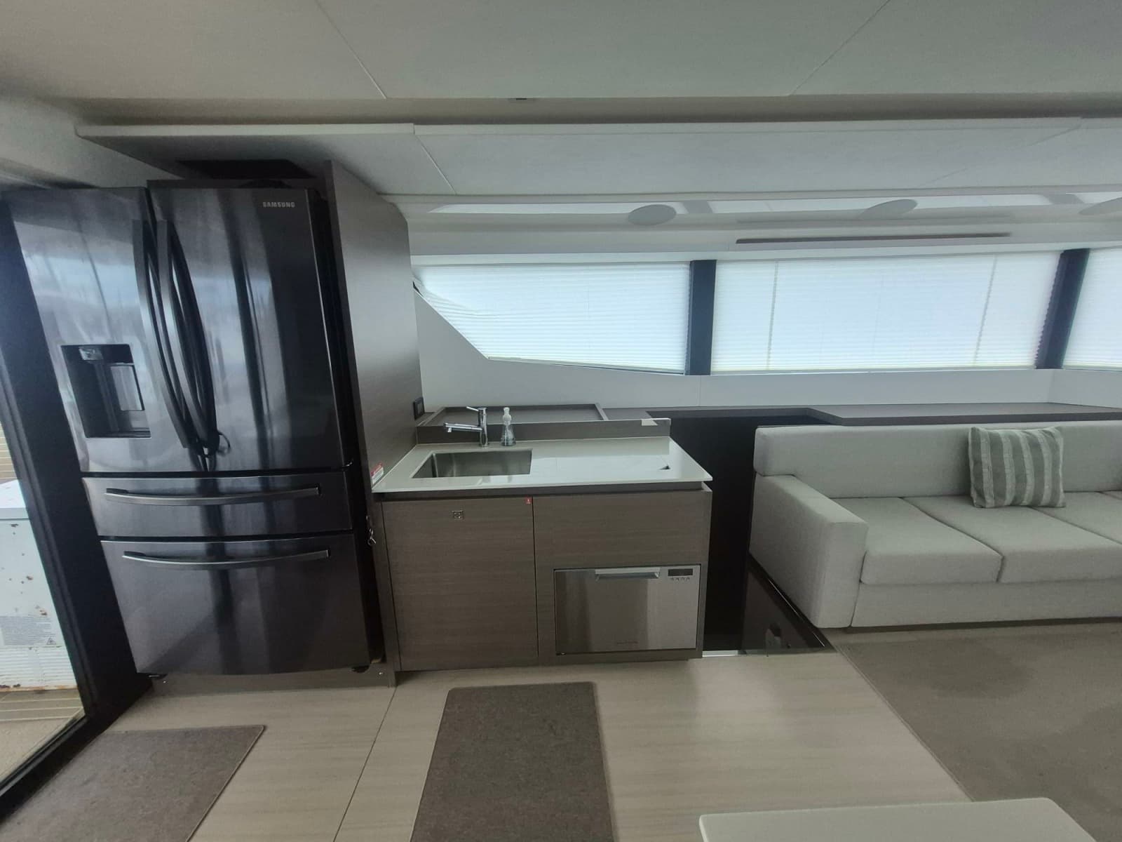 2023 Leopard 53 Powercat - Photo 30