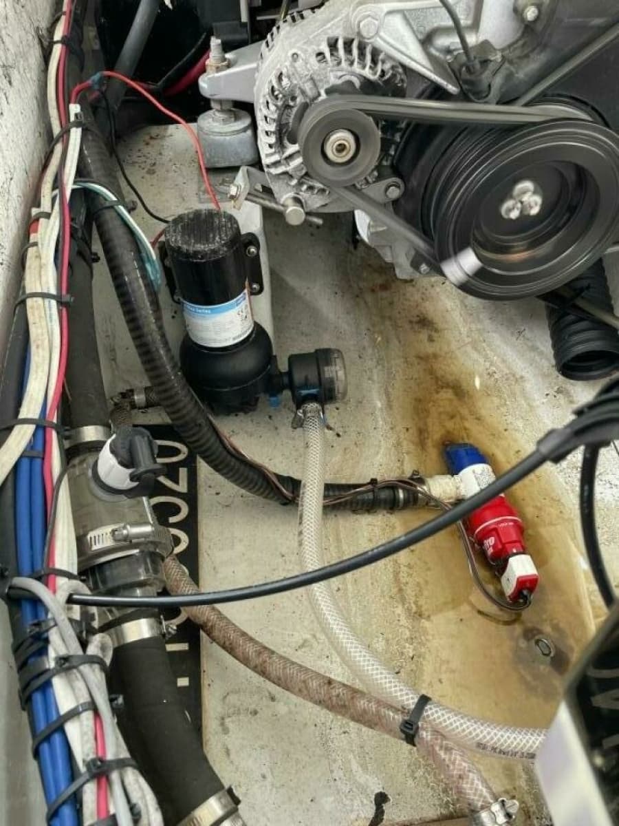 1997 Custom 31 Center Console - Photo 35