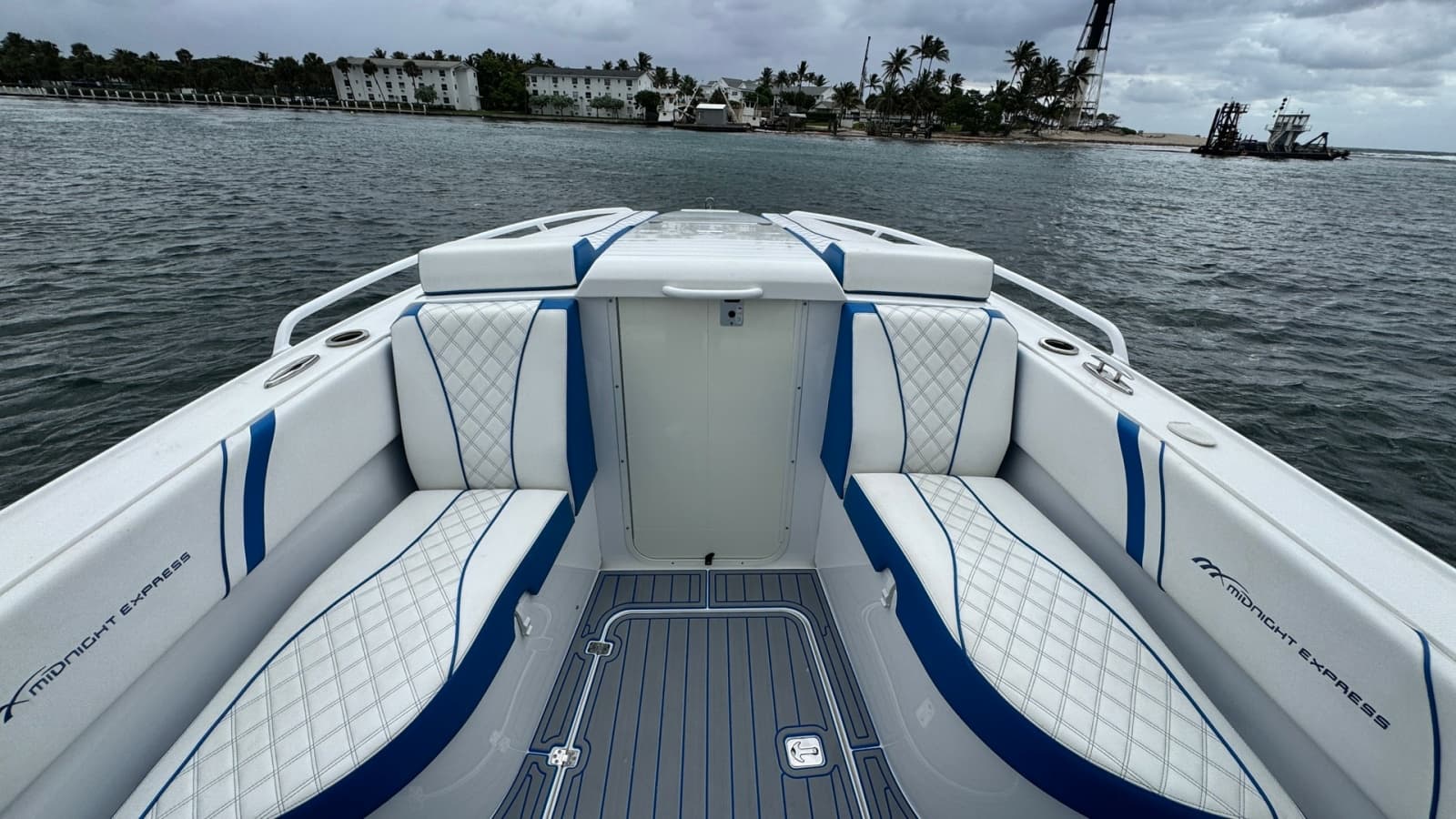 2016 Midnight Express 39S Cuddy - Photo 10