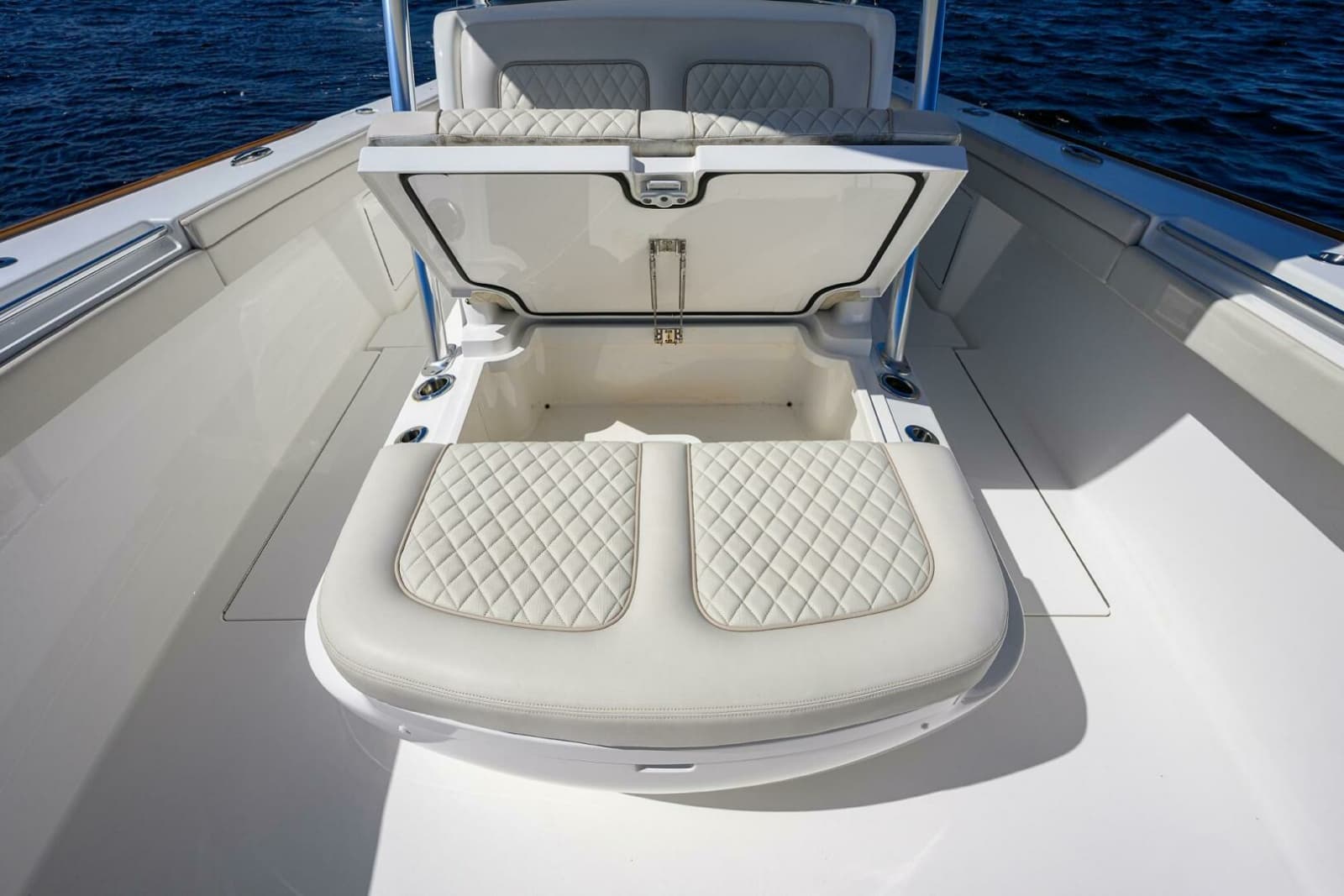 2022 Valhalla Boatworks V-41 - Photo 16